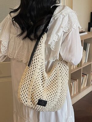 05638347-4ad3-454c-981d-8513279db30a-Max-Origin.jpg Boho Crochet Shoulder Bag
