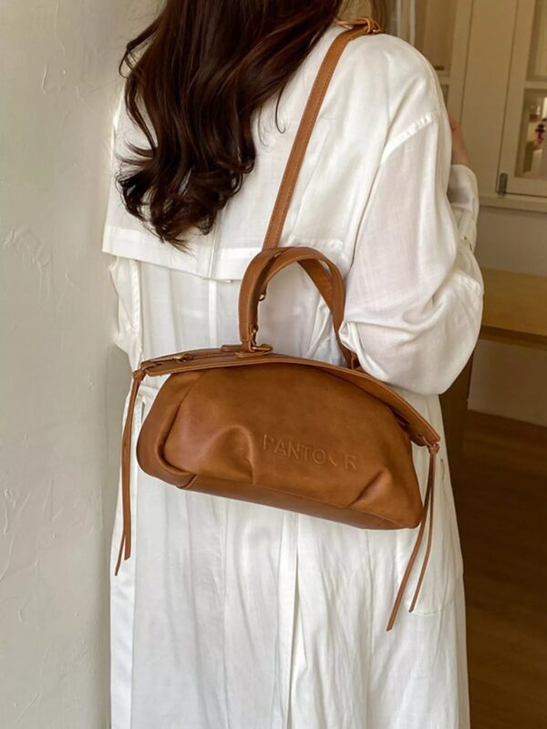 7e7beb5d-ed5d-43d0-8c24-c432af607fc3-Max-Origin.jpg PU Leather Crossbody Bag